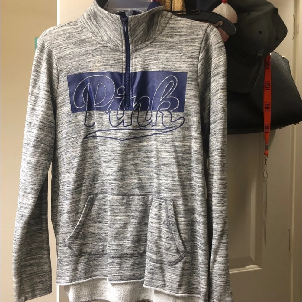 VS PINK Pullover